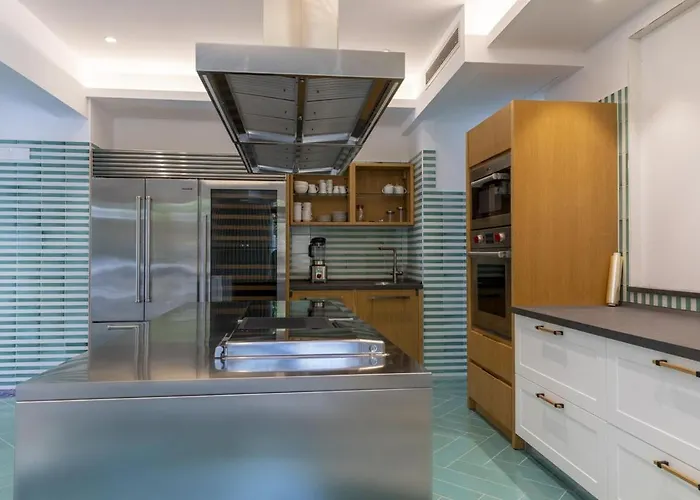 Unique View With Private Pool Near Вилла Сорренто