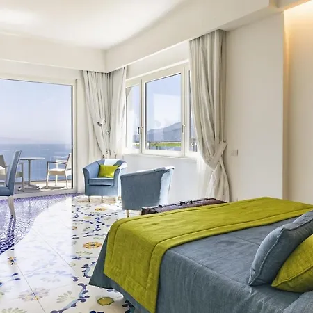 Unique View With Private Pool Near Villa