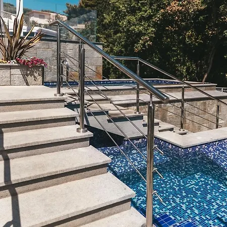 Unique View With Private Pool Near