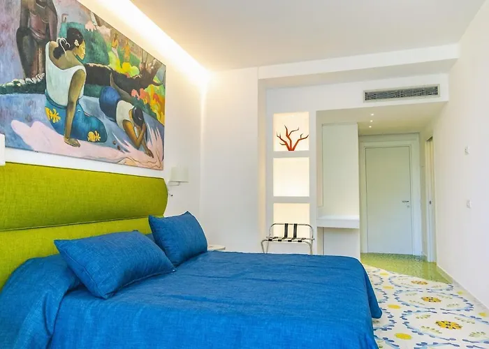 Unique View With Private Pool Near *