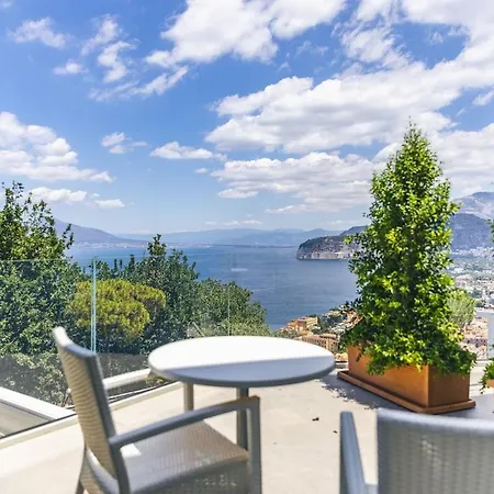 Unique View With Private Pool Near * Сорренто