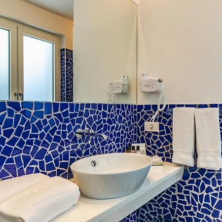 Unique View With Private Pool Near Вилла Сорренто