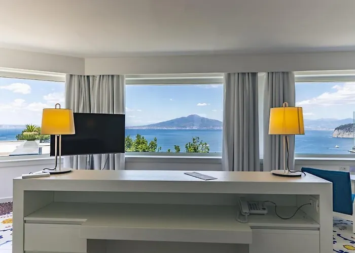 Unique View With Private Pool Near *