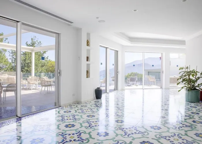 Unique View With Private Pool Near